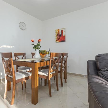 Koraca B4 Apartment Kirmenjak ภายนอก รูปภาพ