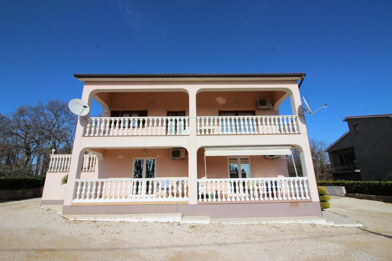Koraca B4 Apartment Kirmenjak ภายนอก รูปภาพ